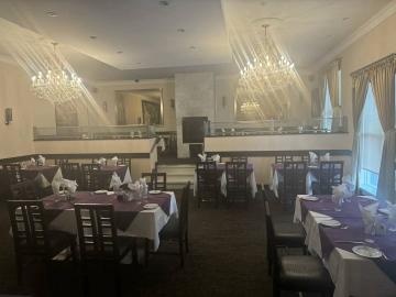 Yonge/Bloor French steakhouse business for sale - thumbnail - 2