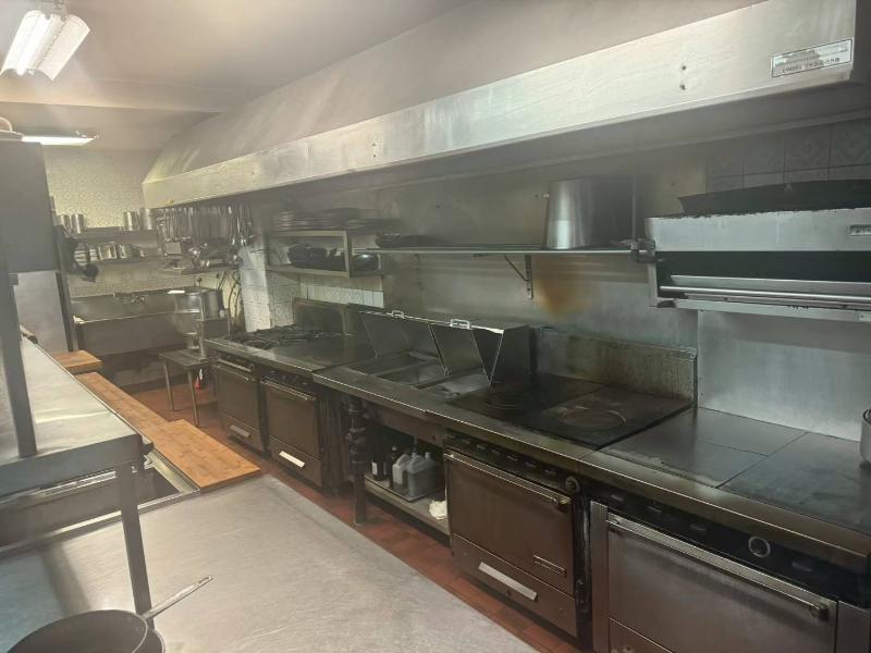 Yonge/Bloor French steakhouse business for sale - 4