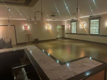 Yonge/Bloor French steakhouse business for sale - thumbnail - 6