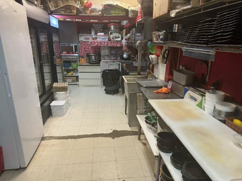 Yonge/Finch restaurant business for sale - 5