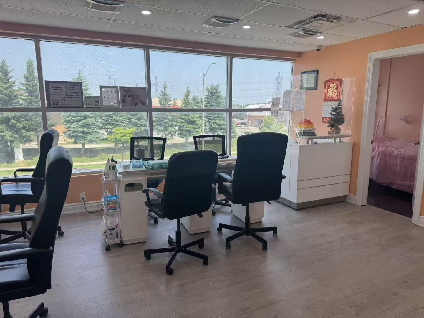 14th/Markham Rd nails shop business for sale - 6