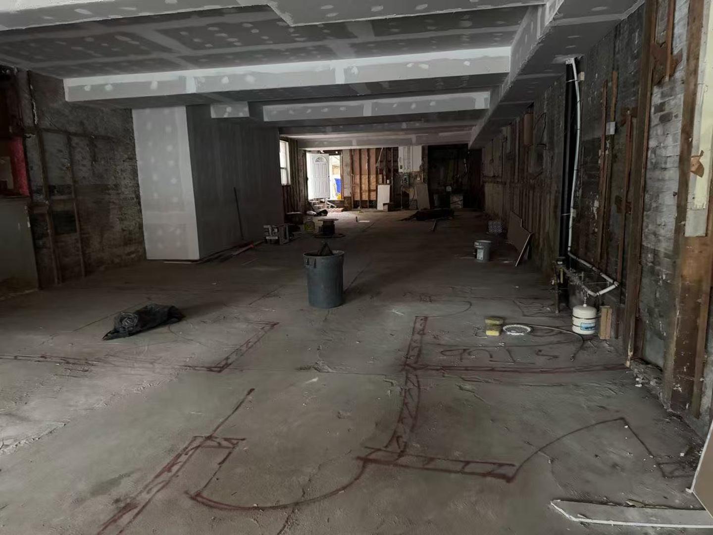  Etobicke shop business for lease - 5