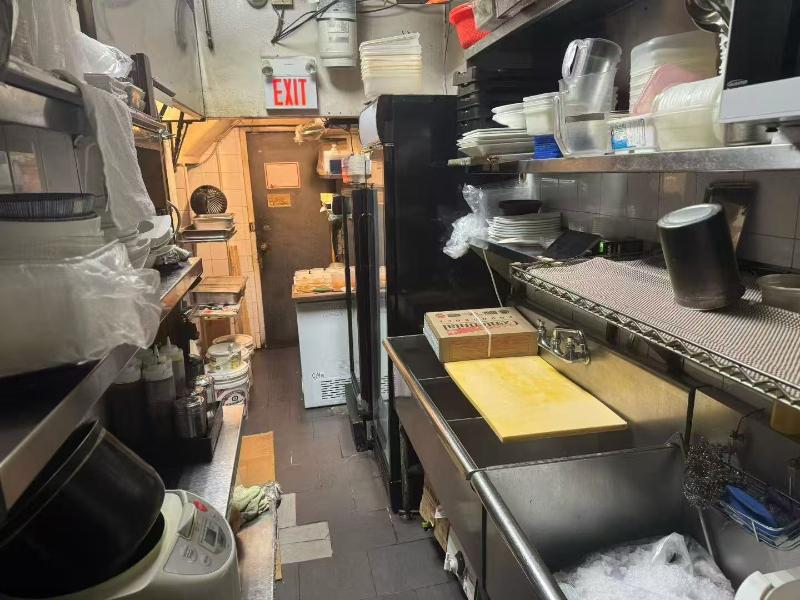 Dundas/Bay Japanese restaurant business for sale - 4