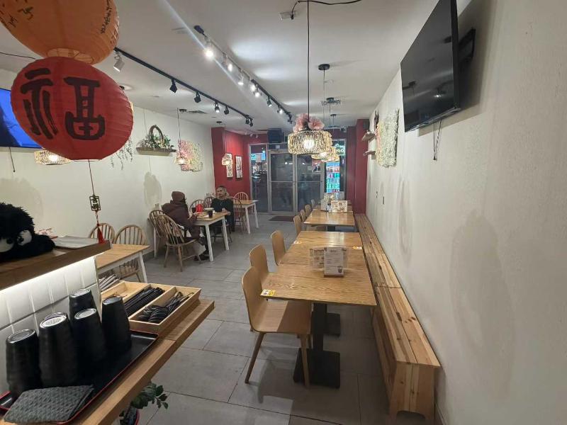 Yonge/Finch restaurant business for sale - 2