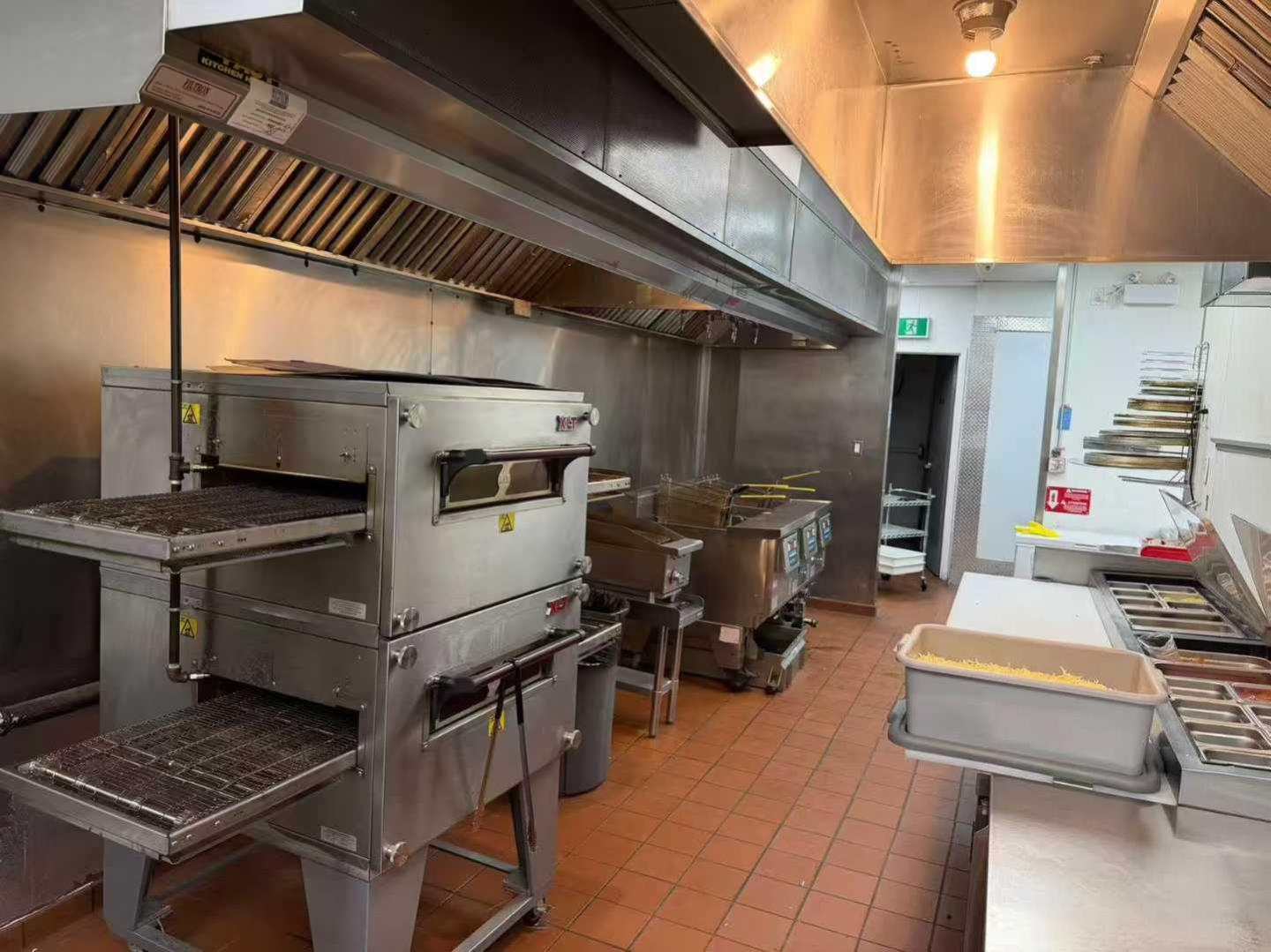 14th/Markham Rd restaurant business for sale - 5