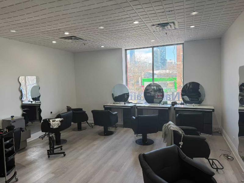 Dundas/Spadina Hair salon for lease - 4