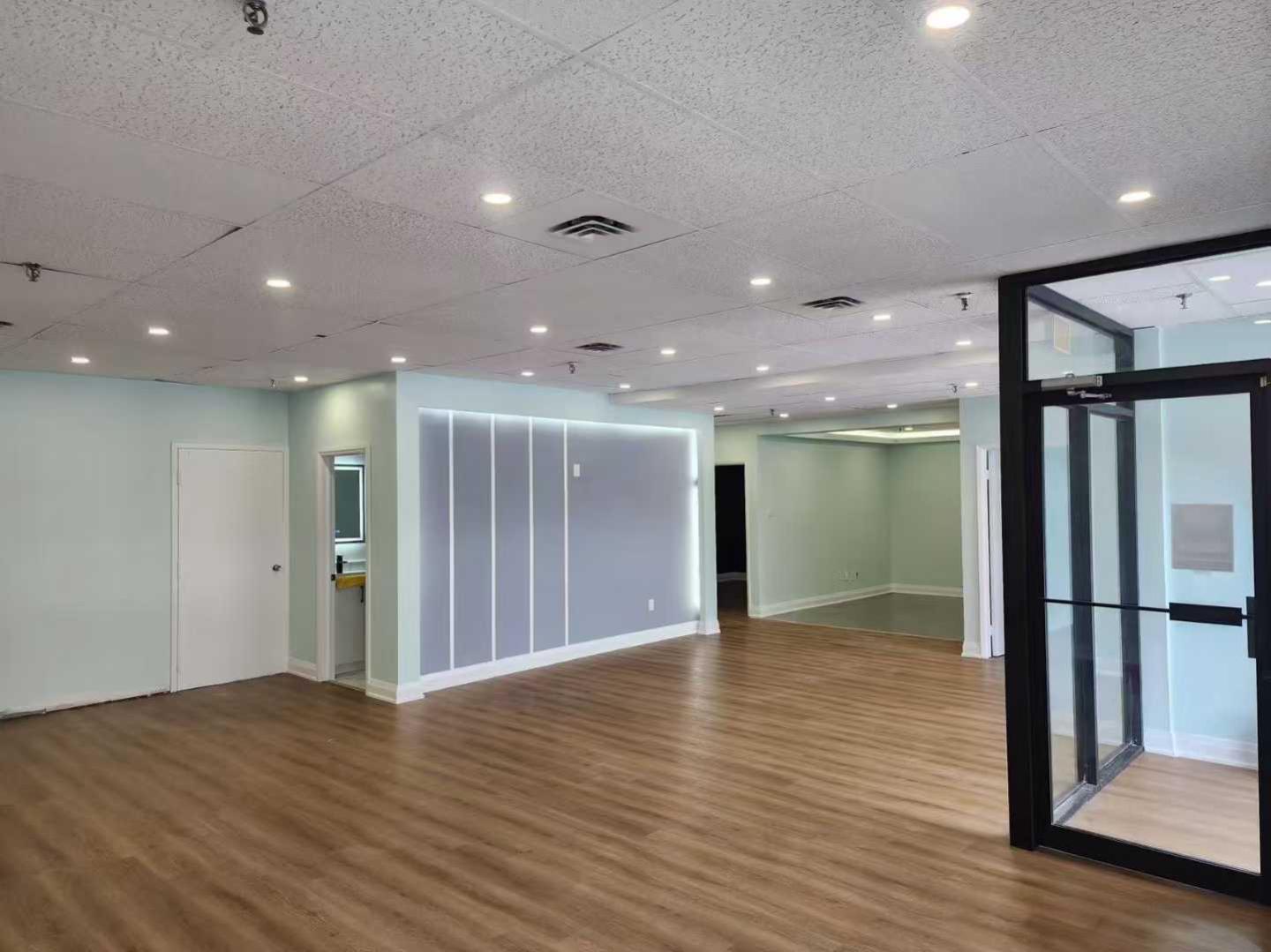 825 Denison St #15 Warehouse sub-lease - 3