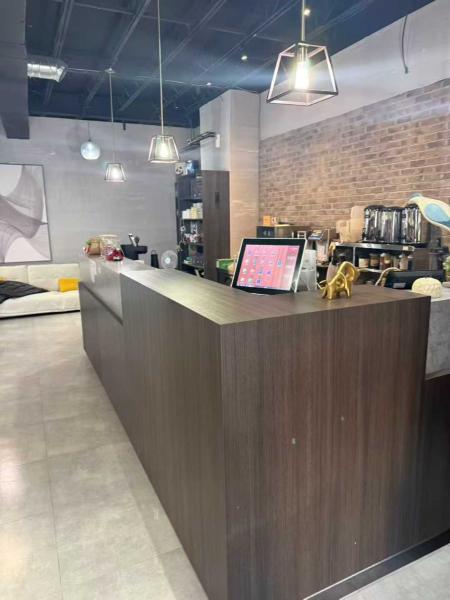 Dundas/Spadina Game Club business for sale - 2