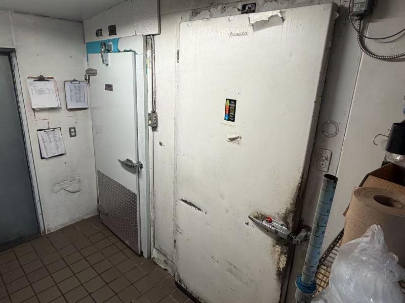 Dundas/Spadina restaurant business for sale - 8