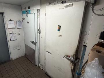 Dundas/Spadina restaurant business for sale - thumbnail - 8