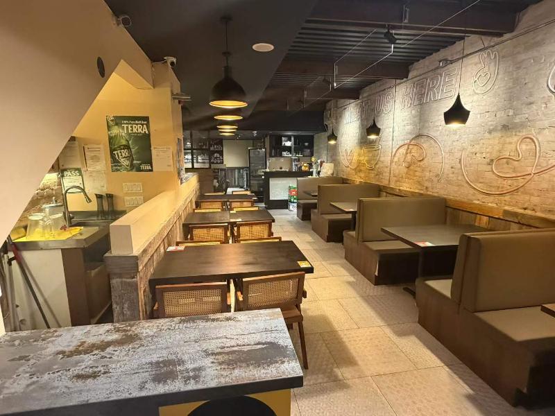Spadina/College restaurant business for sale - 2