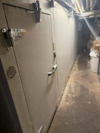 Spadina/College restaurant business for sale - thumbnail - 9