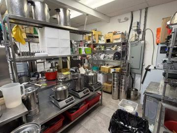 Hwy 7/Kennedy Dessert/Milk Tea Shop business for sale - thumbnail - 9