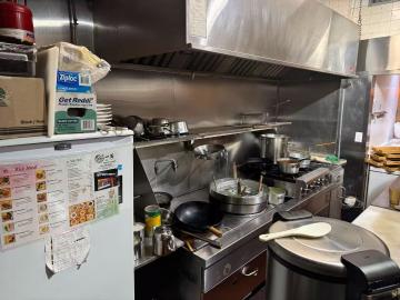 Gerrard St E/Jones Ave restaurant business for sale - thumbnail - 8