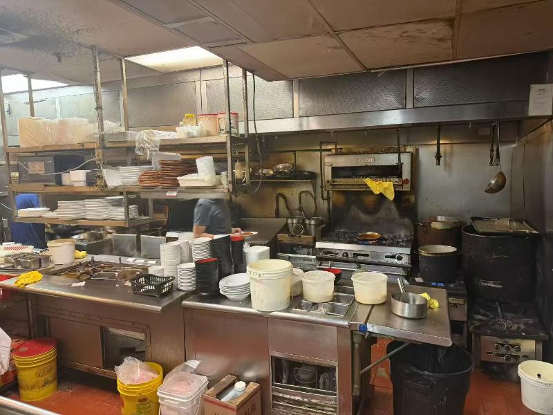 Hwy 7/Leslie restaurant business for sale - 2