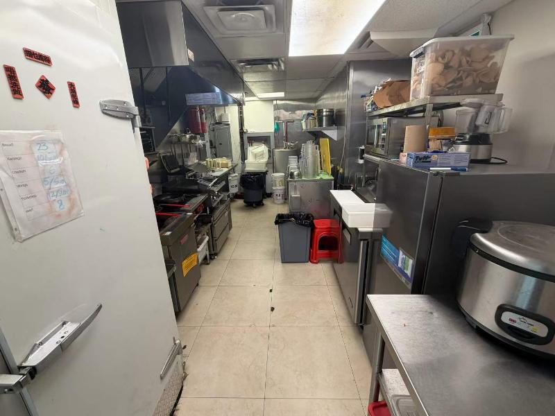 Hwy 7/Kennedy take out restaurant business for sale - 6