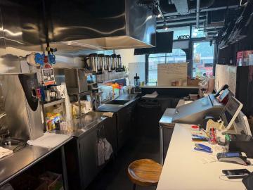 Kennedy/Hwy 7 Milk tea and snack shop property for sale - thumbnail - 7
