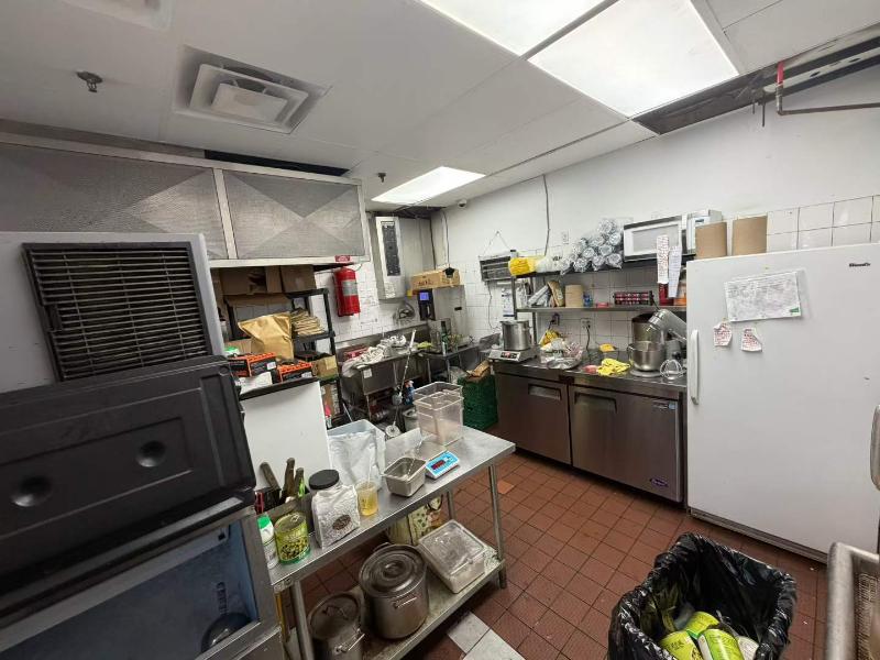 Hwy 7/Leslie restaurant business for sale - 5