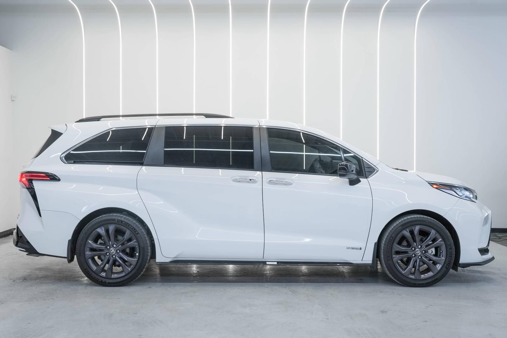 2021 Toyota Sienna Xse Hybrid Gcl Great Canadian Leasing Company