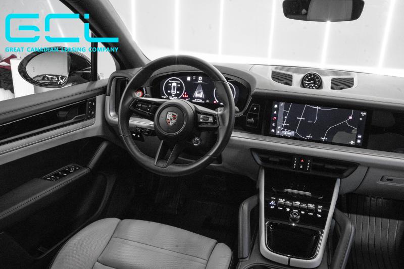 2024 Porsche Cayenne Coupe - thumbnail - 9