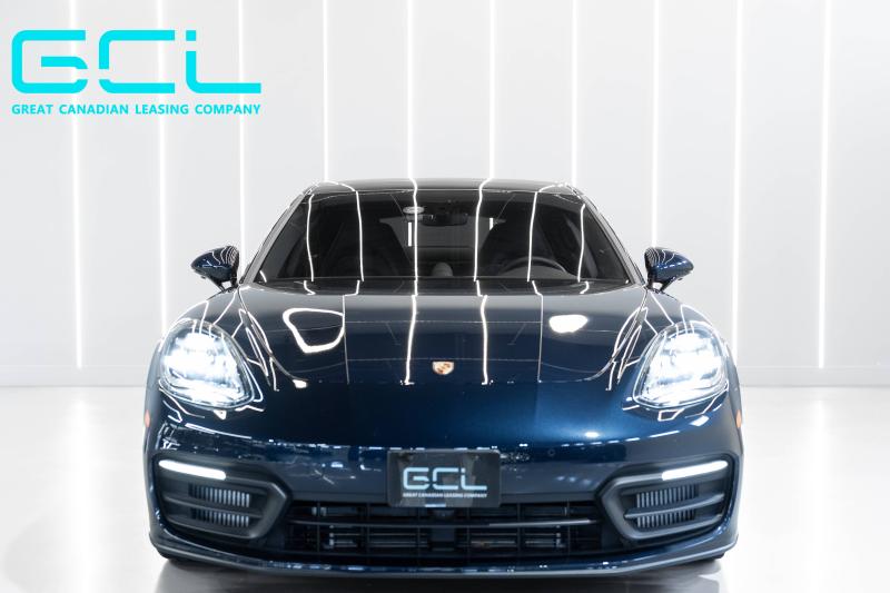 2023 Porsche Panamera 4 - thumbnail - 1