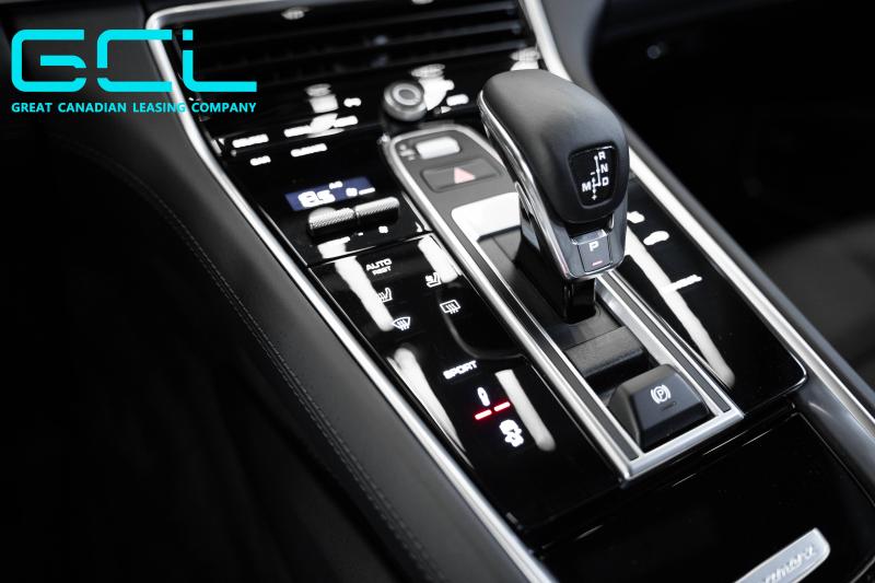 2023 Porsche Panamera 4 - thumbnail - 24