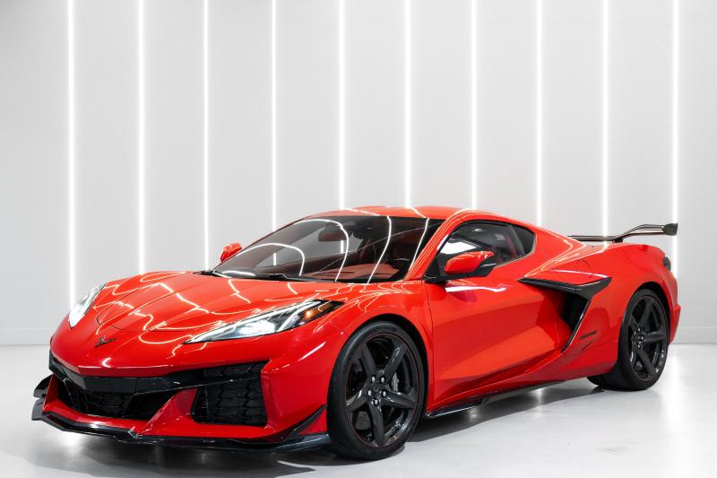 2025 Chevrolet Corvette Z06 Coupe 3LZ - thumbnail - 1