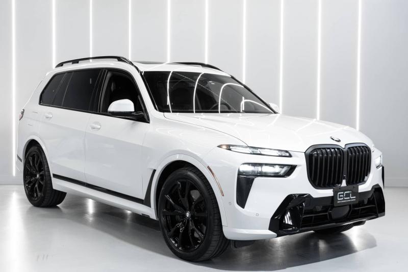 2024 BMW X7 - thumbnail - 2