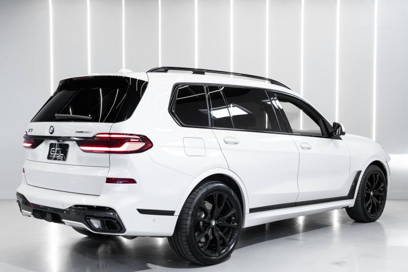 2024 BMW X7 - thumbnail - 4