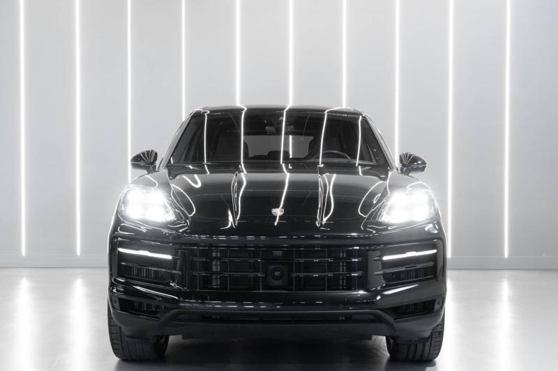 2024 Porsche Cayenne  - thumbnail - 1