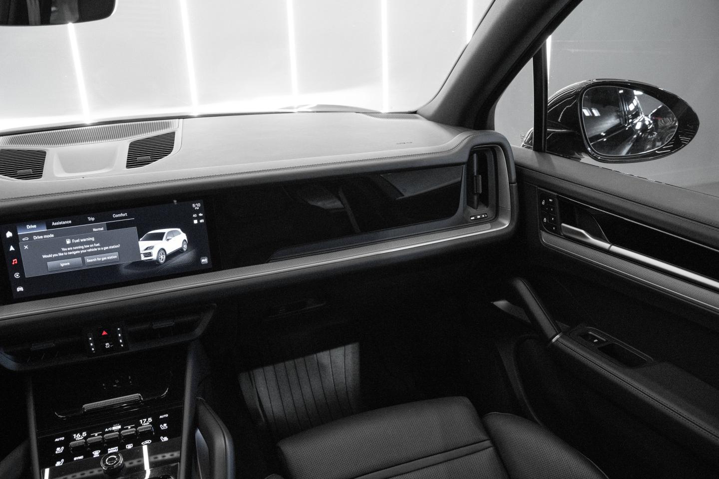 2024 Porsche Cayenne  - 10