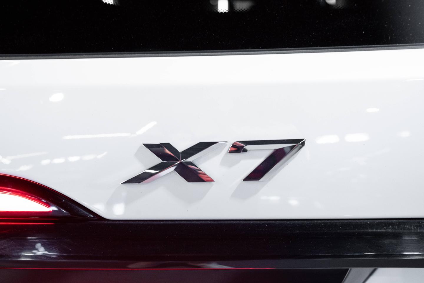 2024 BMW X7 - 27
