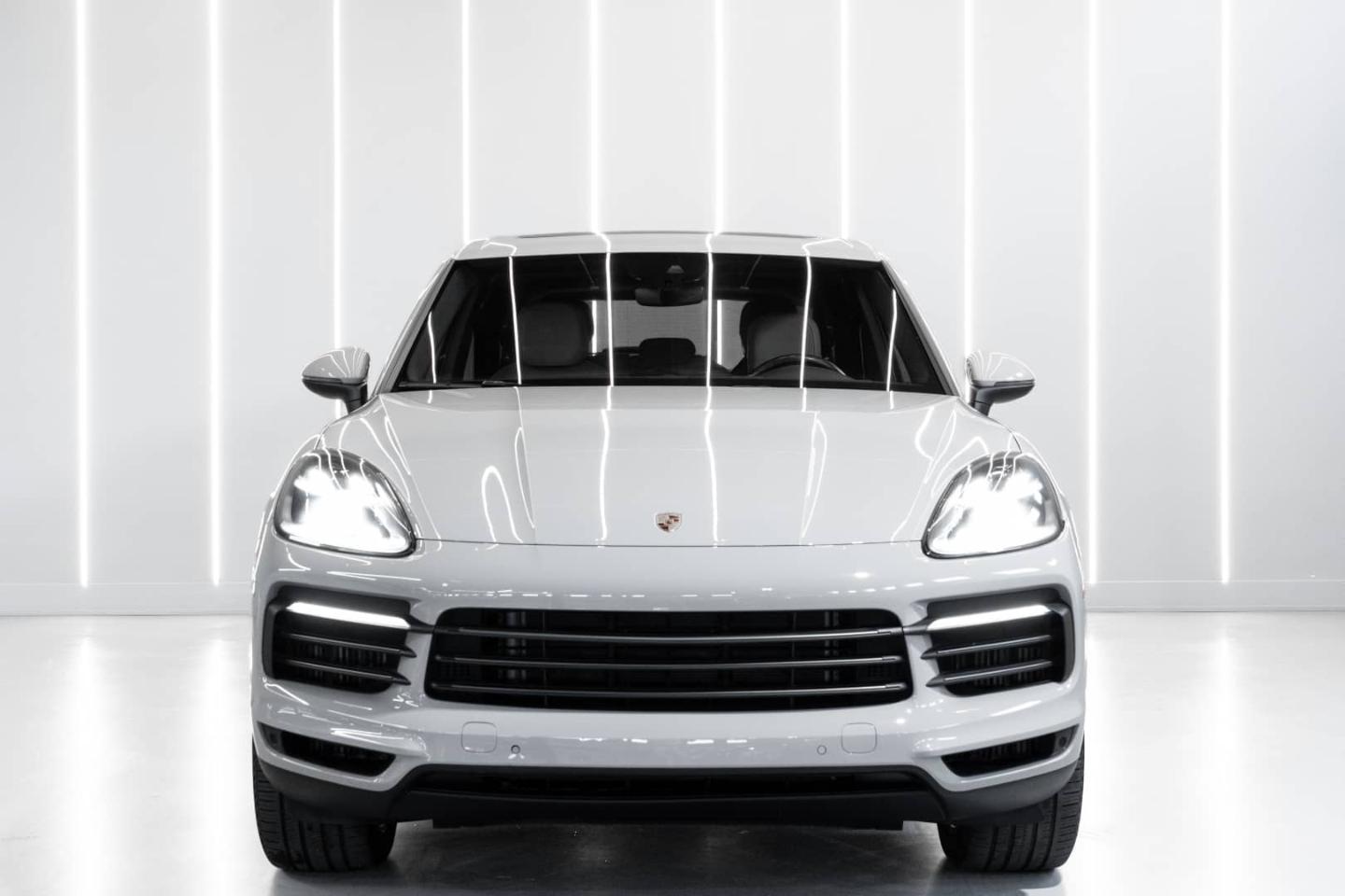2022 Porsche Cayenne Platinum Edition - 1