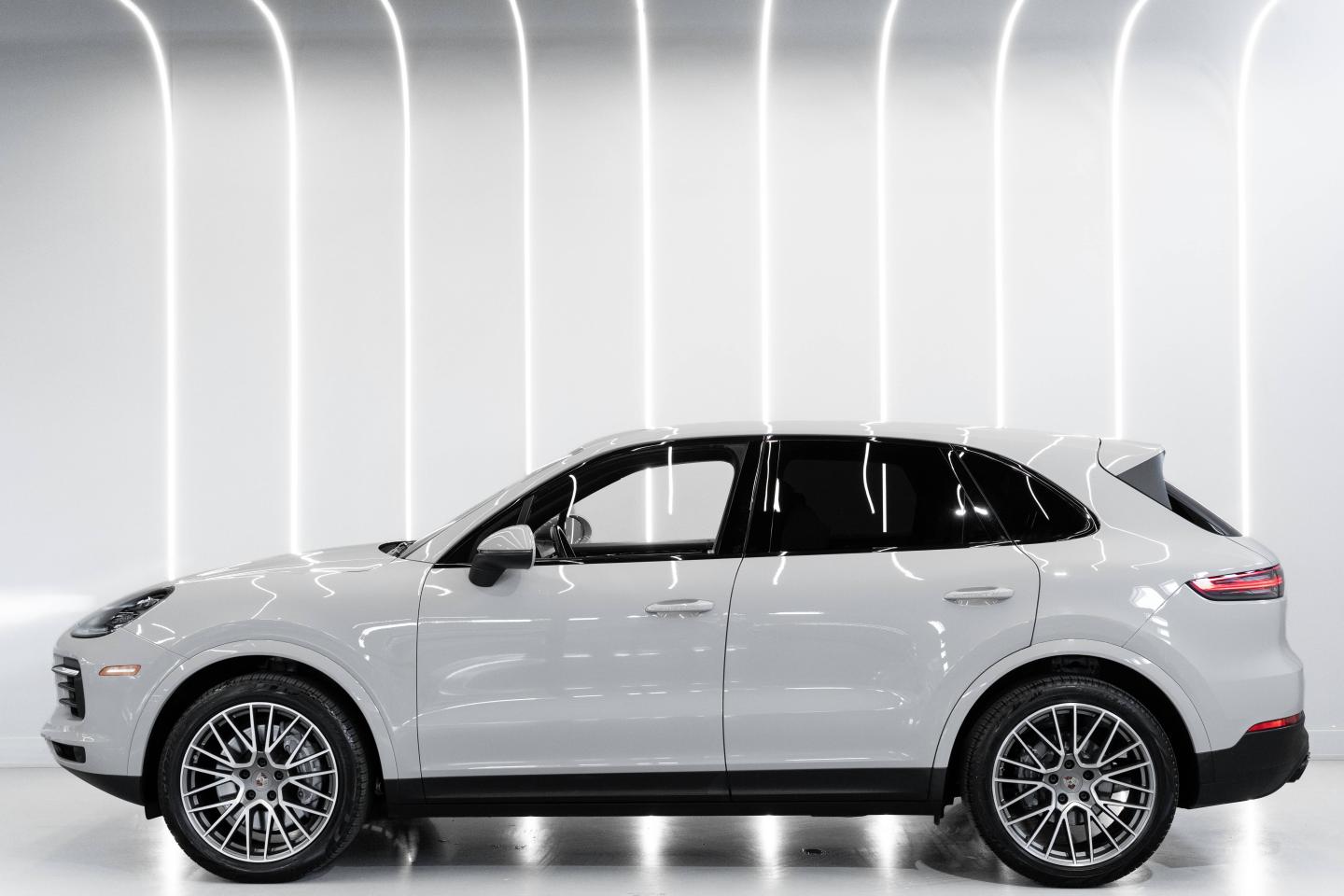 2022 Porsche Cayenne Platinum Edition - 7