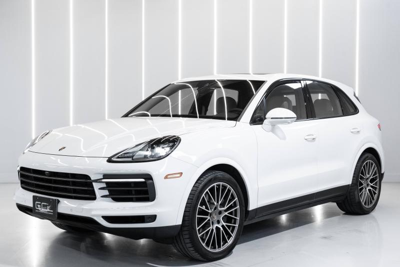 2023 Porsche Cayenne Platinum Edition - thumbnail - 0