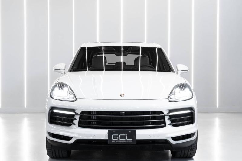 2023 Porsche Cayenne Platinum Edition - thumbnail - 1