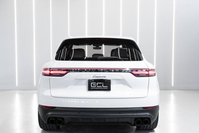 2023 Porsche Cayenne Platinum Edition - thumbnail - 5