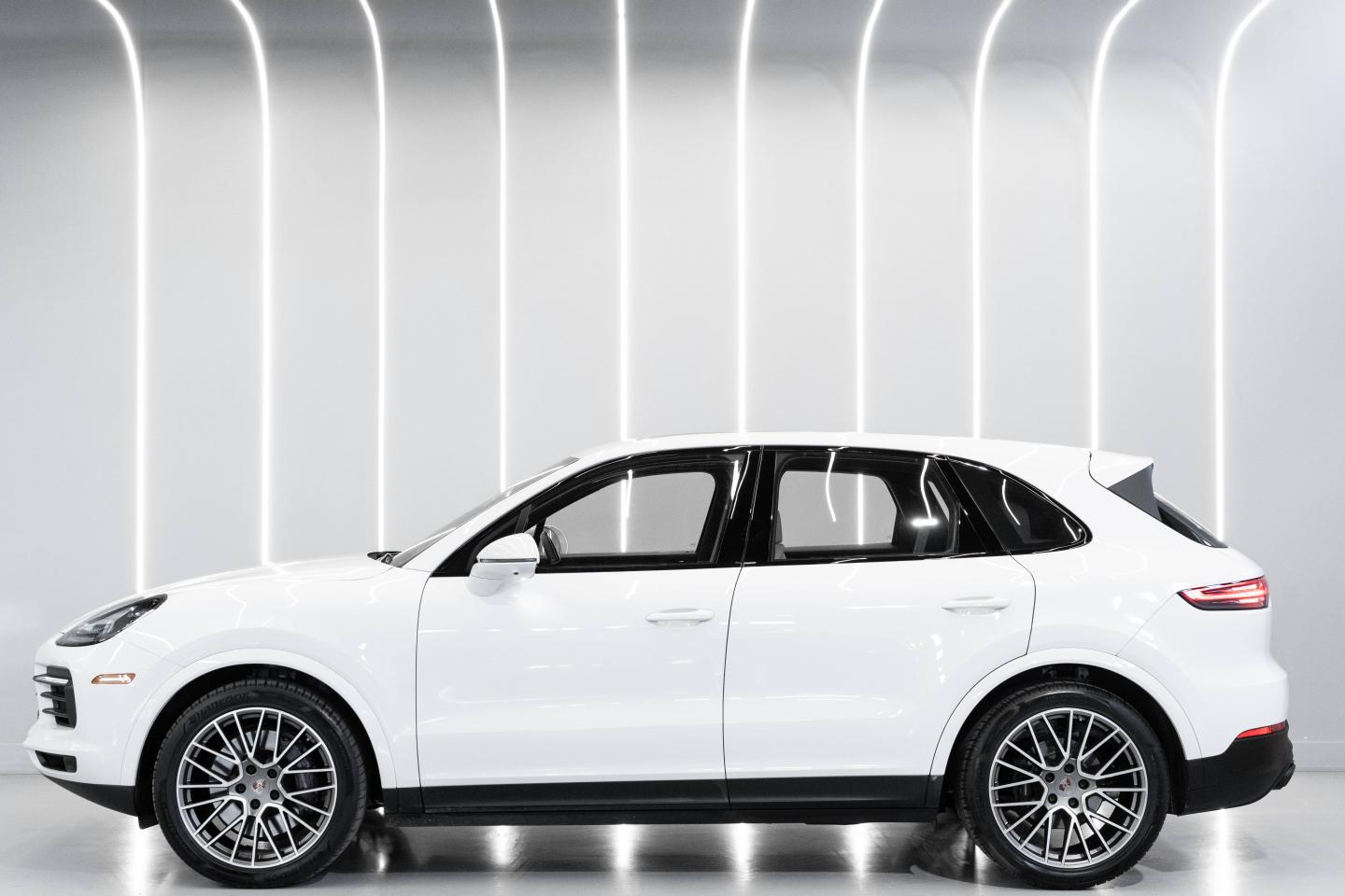 2023 Porsche Cayenne Platinum Edition - 7