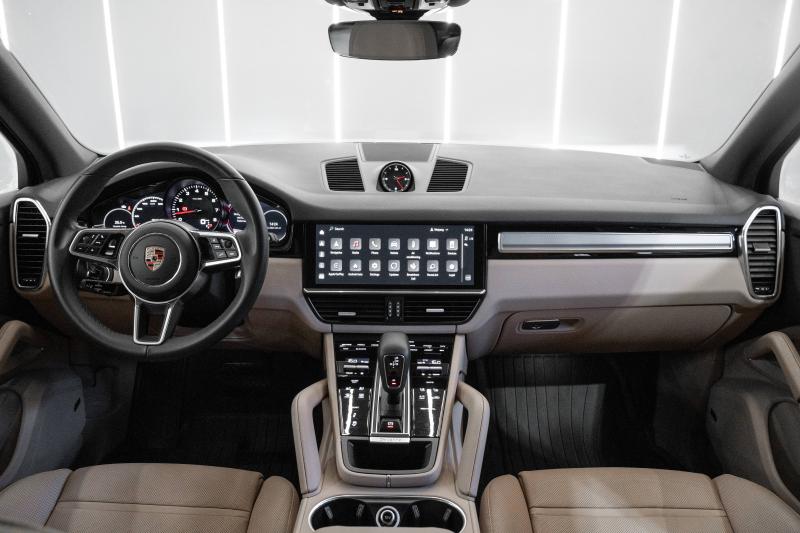 2023 Porsche Cayenne Platinum Edition - thumbnail - 8