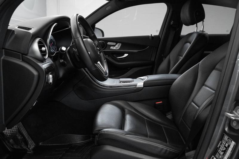 2020 Mercedes-Benz GLC300 Coupe - thumbnail - 11