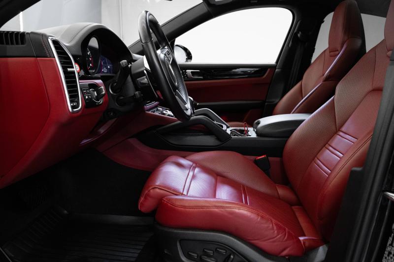 2023 Porsche Cayenne Coupe - thumbnail - 11
