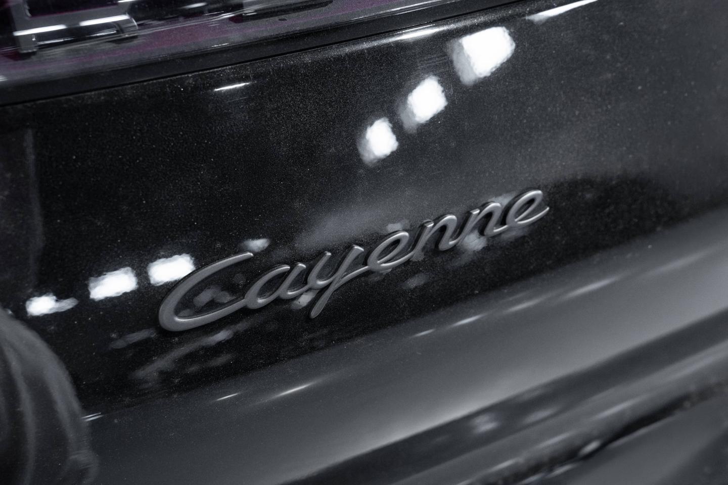 2023 Porsche Cayenne Coupe - 27
