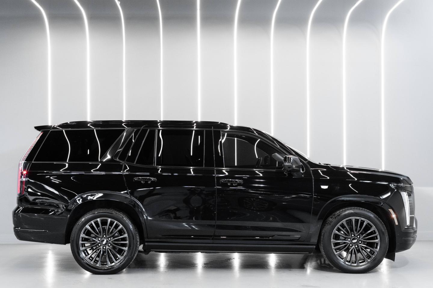 2025 Cadillac Escalade 600 Platinum - 3