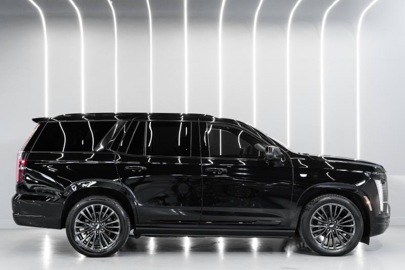 2025 Cadillac Escalade 600 Platinum - thumbnail - 3