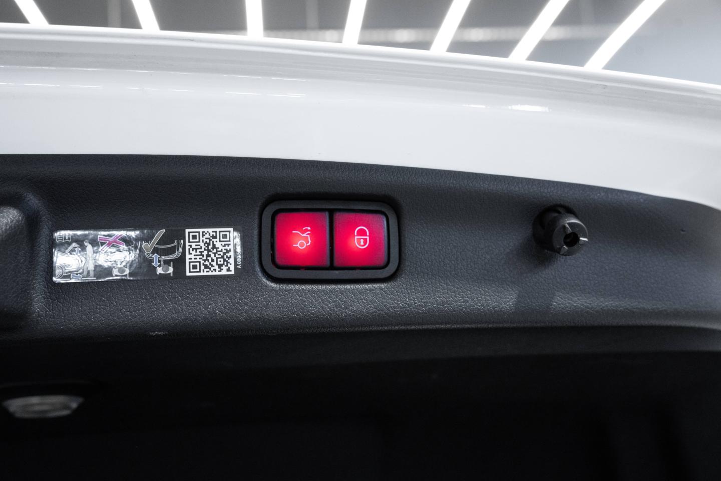 2024 奔驰 C300 - 16