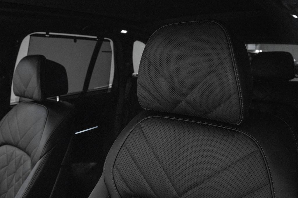 2025 宝马 X5 M60i xDrive - thumbnail - 12