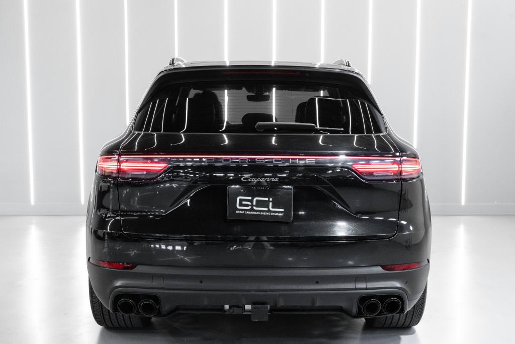 2023 Porsche Cayenne Platinum Edition - thumbnail - 5