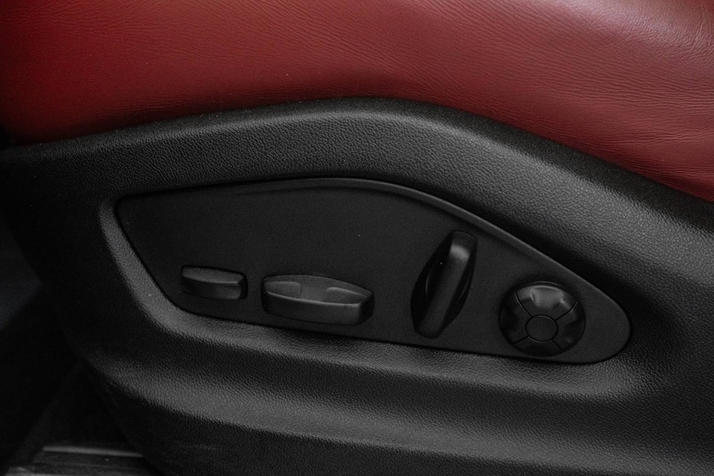 2023 Porsche Cayenne Platinum Edition - 20