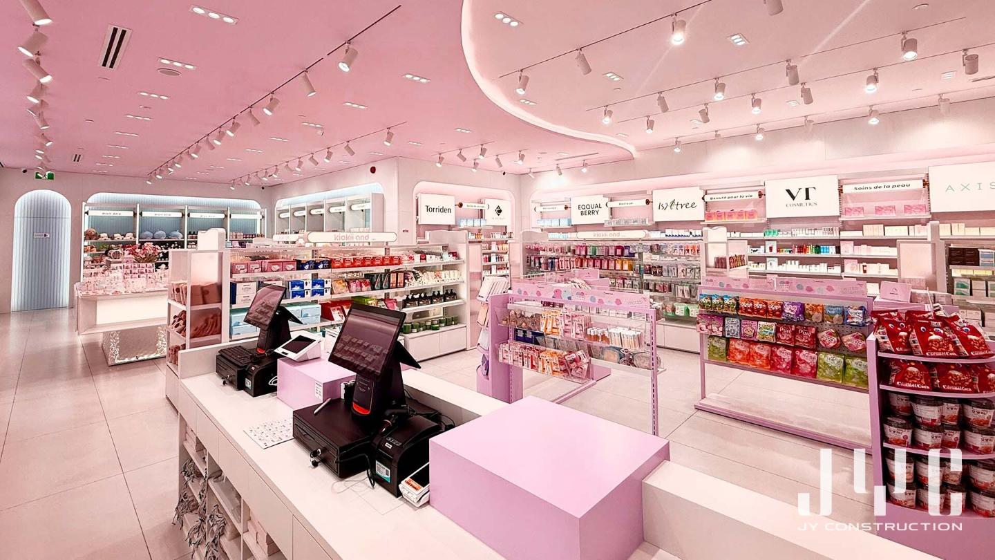 Montreal Commercial Renovation - Kiokii and… - 2